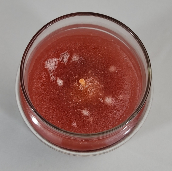 Yankee Candle HOME SWEET HOME One-Wick Jar Candle 22 Oz - Picture 4 of 8